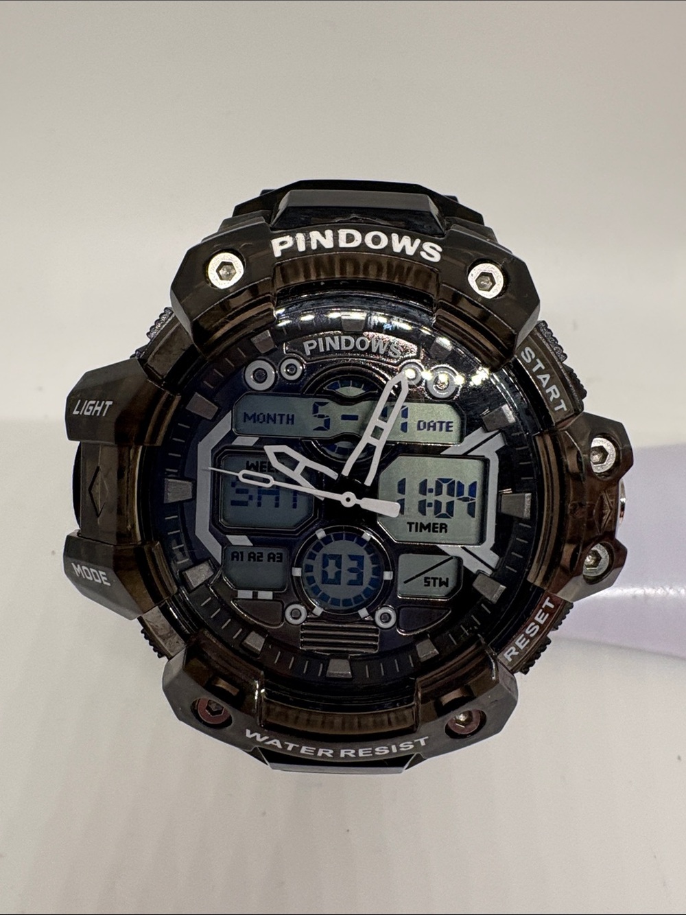 Pindows Men's Black Digital-Analog Sports Watch